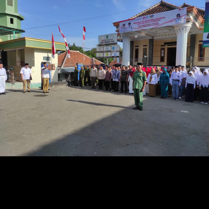 KEGIATAN PENGIBARAN BENDERA MERAH-PUTIH DALAM RANGKA PERINGATAN HUT RI KE 78